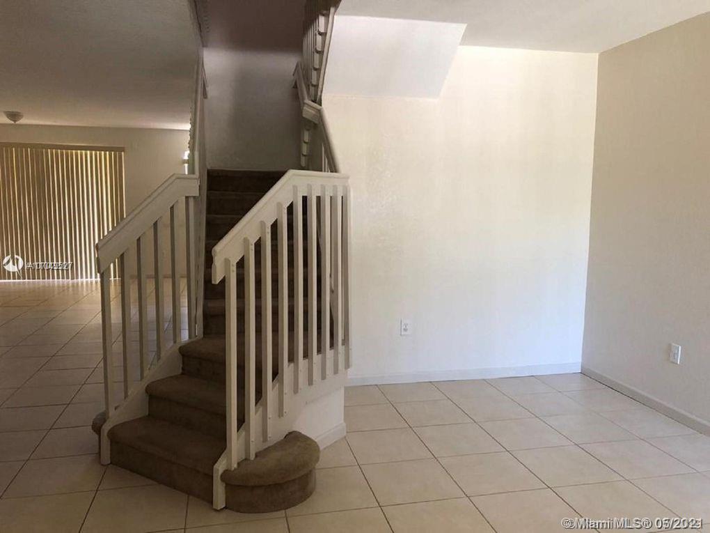 6362 Southwest 164th Path Miami, FL 33193 - Photo 8 of 20 Gallery Image 8