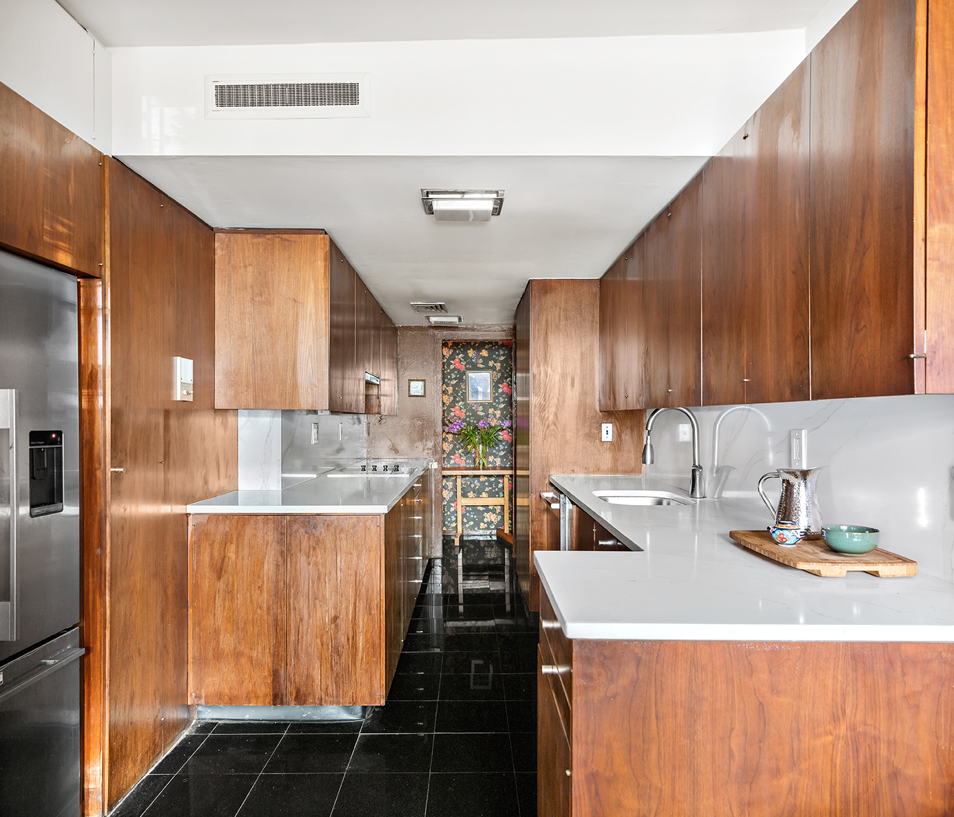 128 East 64th Street Manhattan, NY 10065 - Photo 6 of 15