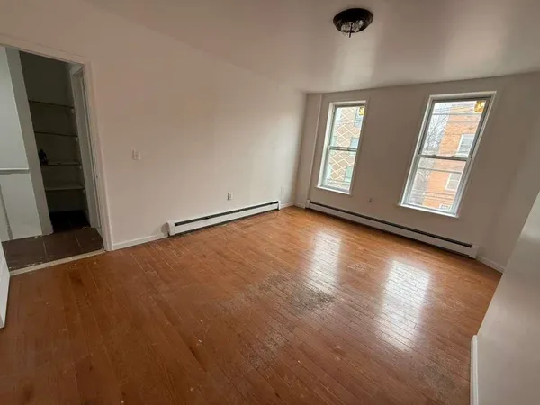 $2,300 | 23 Vroom Street, Unit 2, Jersey City, NJ 07306