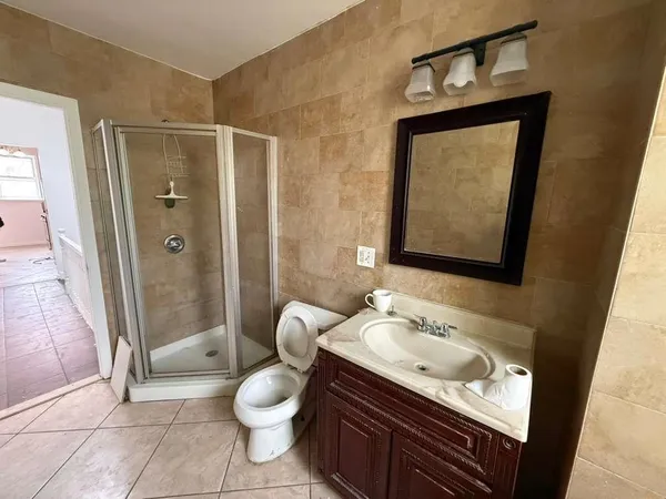 $2,300 | 23 Vroom Street, Unit 2, Jersey City, NJ 07306