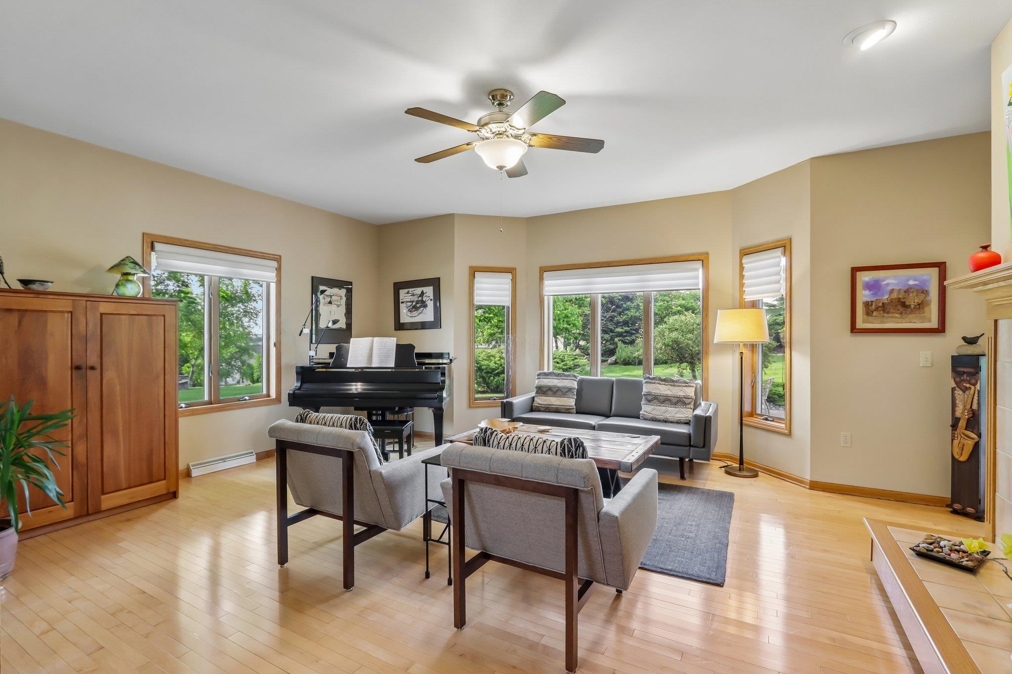 920 Lexington Way Waunakee, WI 53597 - Photo 9 of 64