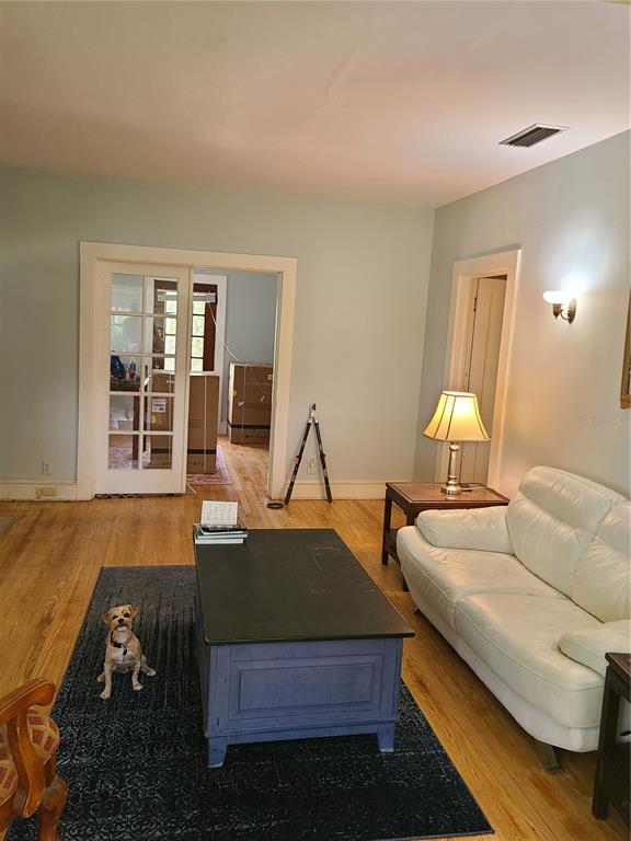 Undisclosed Address High Springs, FL 32643 - Photo 9 of 31 a living room with furniture