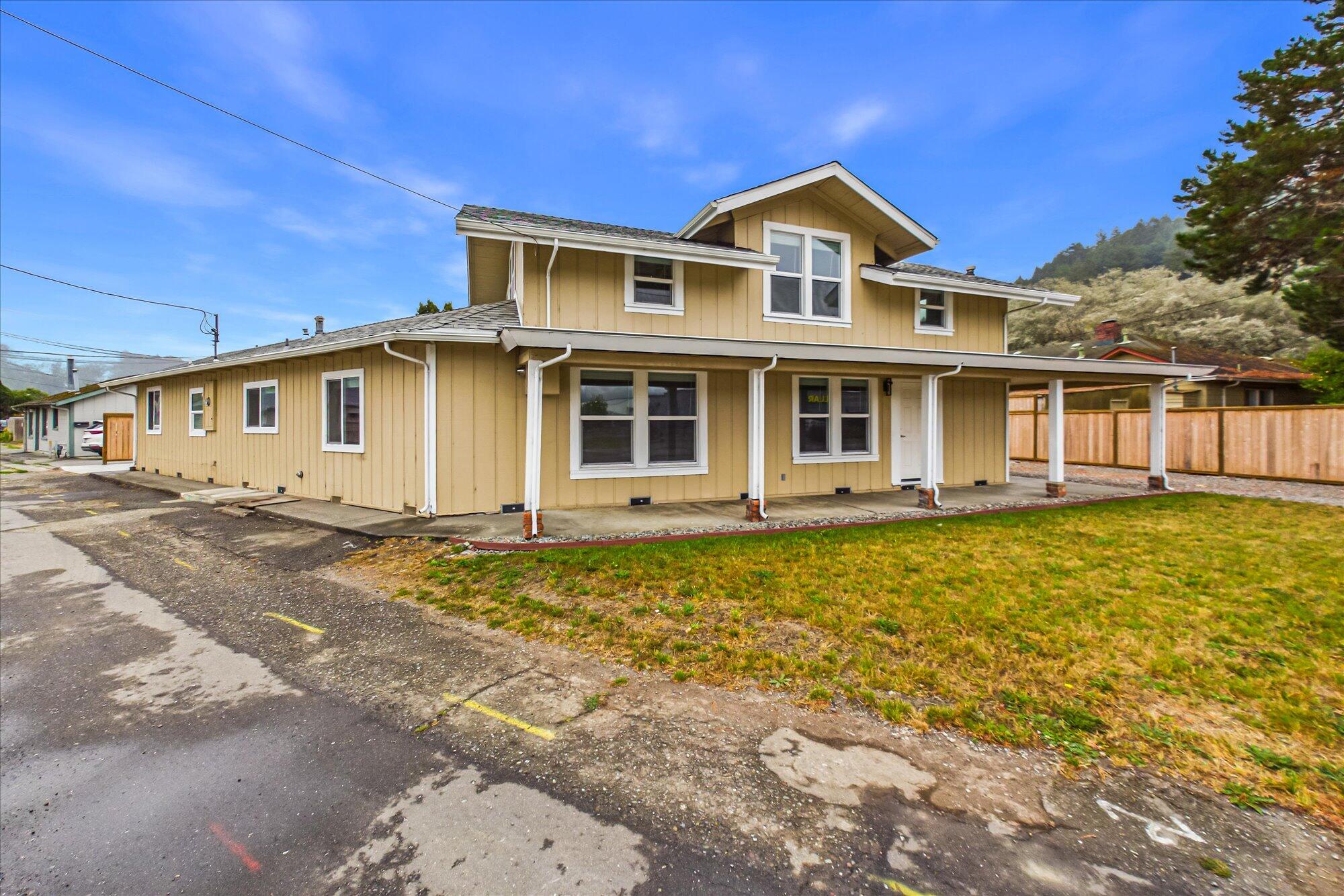 45 Davis Street Rio Dell, CA 95562 - Photo 1 of 70 Gallery Image 1