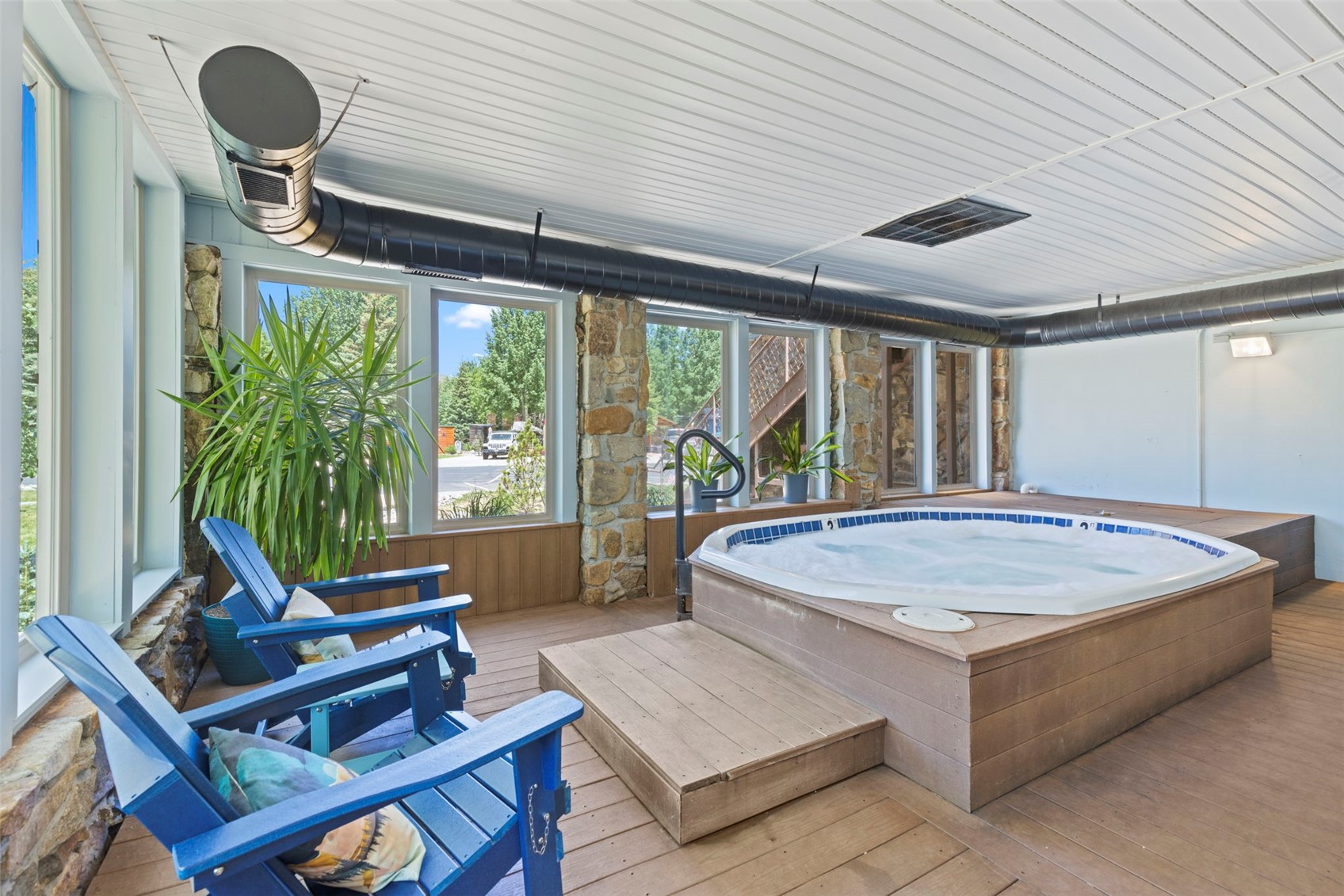 85 Revette Drive, Unit 252 Breckenridge, CO 80424 - Photo 23 of 25 1 of 2 community Hot Tubs