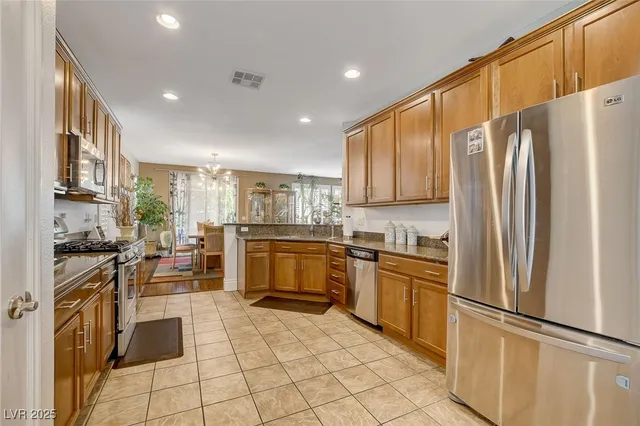 $599,999 | 4017 Kristina Lynn Avenue, North Las Vegas, NV 89081