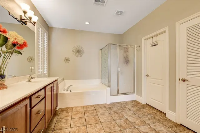 $599,999 | 4017 Kristina Lynn Avenue, North Las Vegas, NV 89081