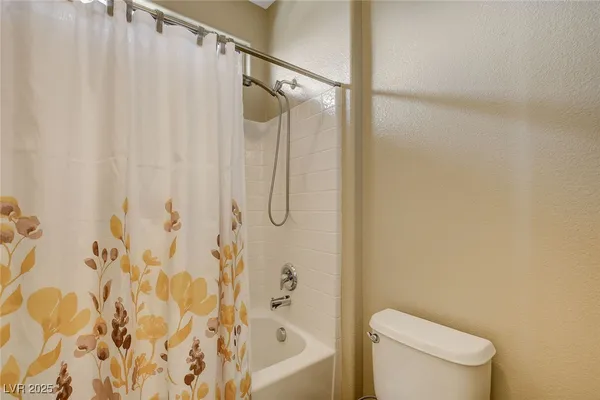 $569,000 | 4017 Kristina Lynn Avenue, North Las Vegas, NV 89081