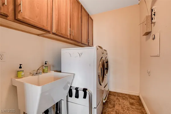 $569,000 | 4017 Kristina Lynn Avenue, North Las Vegas, NV 89081