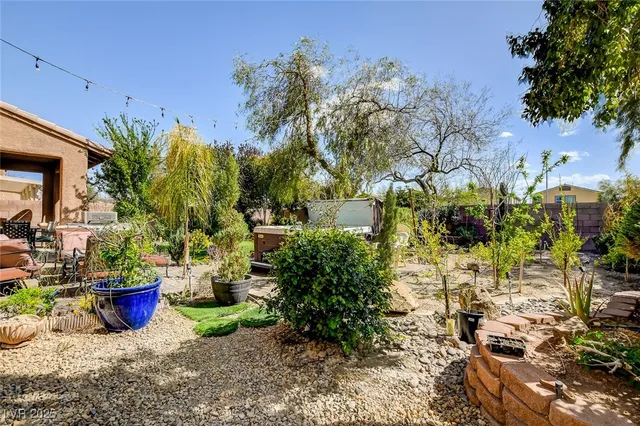 $599,999 | 4017 Kristina Lynn Avenue, North Las Vegas, NV 89081