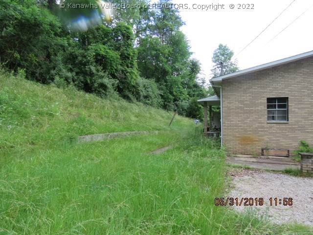 17 Fairview Road Alum Creek, WV 25003 - Photo 6 of 19 Gallery Image 6