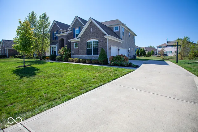 $699,900 | 13911 Ambria Drive, McCordsville, IN 46055