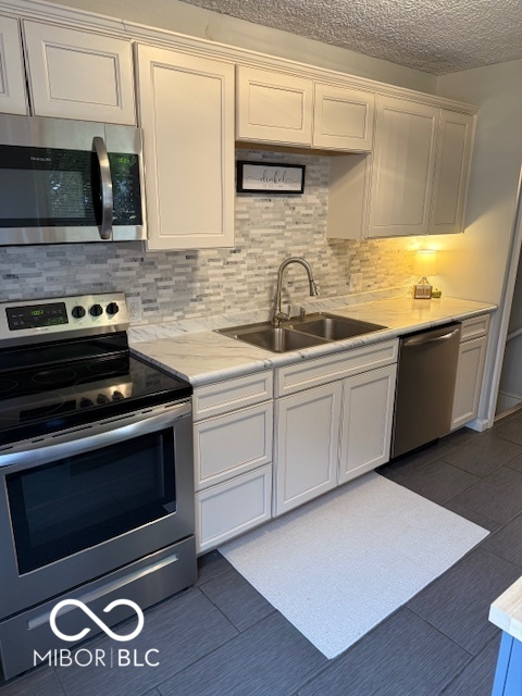 5807 Ralston Avenue Indianapolis, IN 46220 - Photo 7 of 32