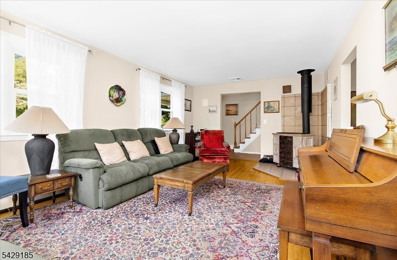 14 Lt Hooper Road Hampton, NJ 08827 - Photo 4 of 28 Gallery Image 4