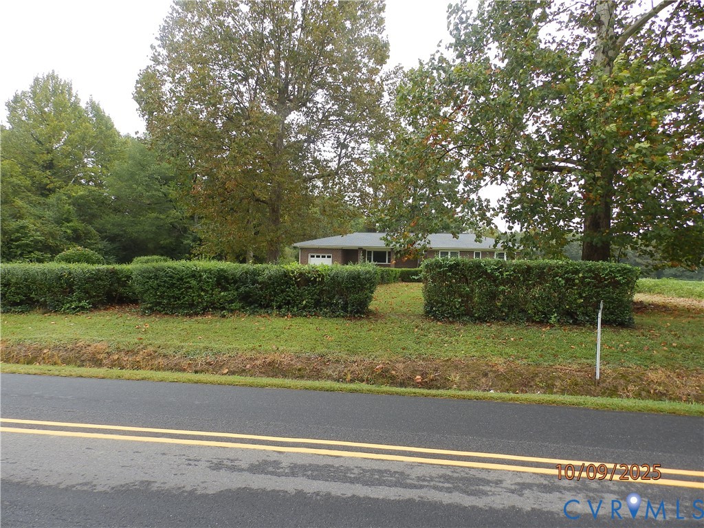 860 Lebanon Road Spring Grove, VA 23881 - Photo 31 of 32 a view of a garden with an outdoor space