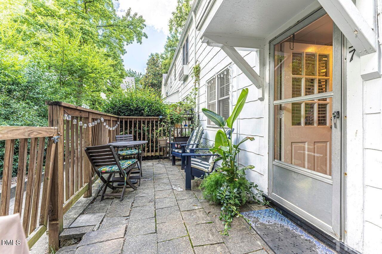 1037 St Marys Street, Unit 1037 Raleigh, NC 27605 - Photo 33 of 36 a garden view with a seating space