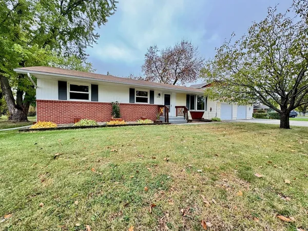 $213,603 | 1208 Somerset Road, Fergus Falls, MN 56537
