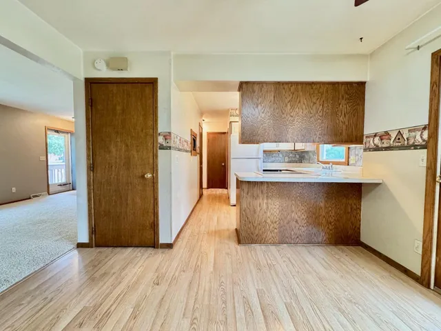 $219,900 | 1208 Somerset Road, Fergus Falls, MN 56537