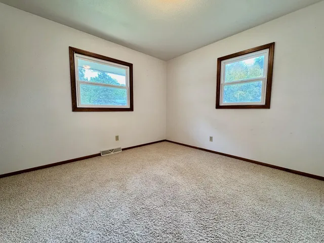 $219,900 | 1208 Somerset Road, Fergus Falls, MN 56537