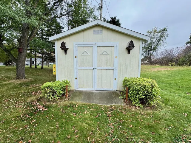 $219,900 | 1208 Somerset Road, Fergus Falls, MN 56537