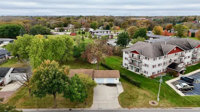 $219,900 | 1208 Somerset Road, Fergus Falls, MN 56537