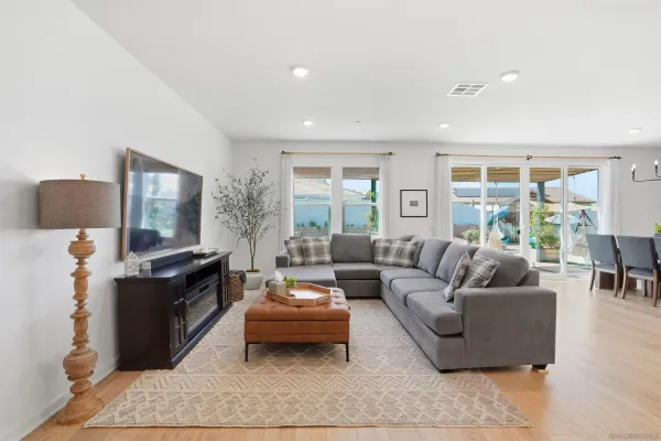 $1,090,500 | 13509 Corral Ct Valley Center, Valley Center, CA 92082