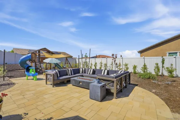 $1,090,500 | 13509 Corral Ct Valley Center, Valley Center, CA 92082