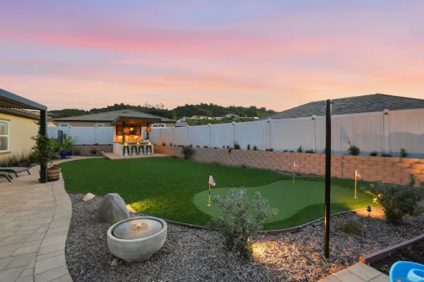 $1,090,500 | 13509 Corral Ct Valley Center, Valley Center, CA 92082