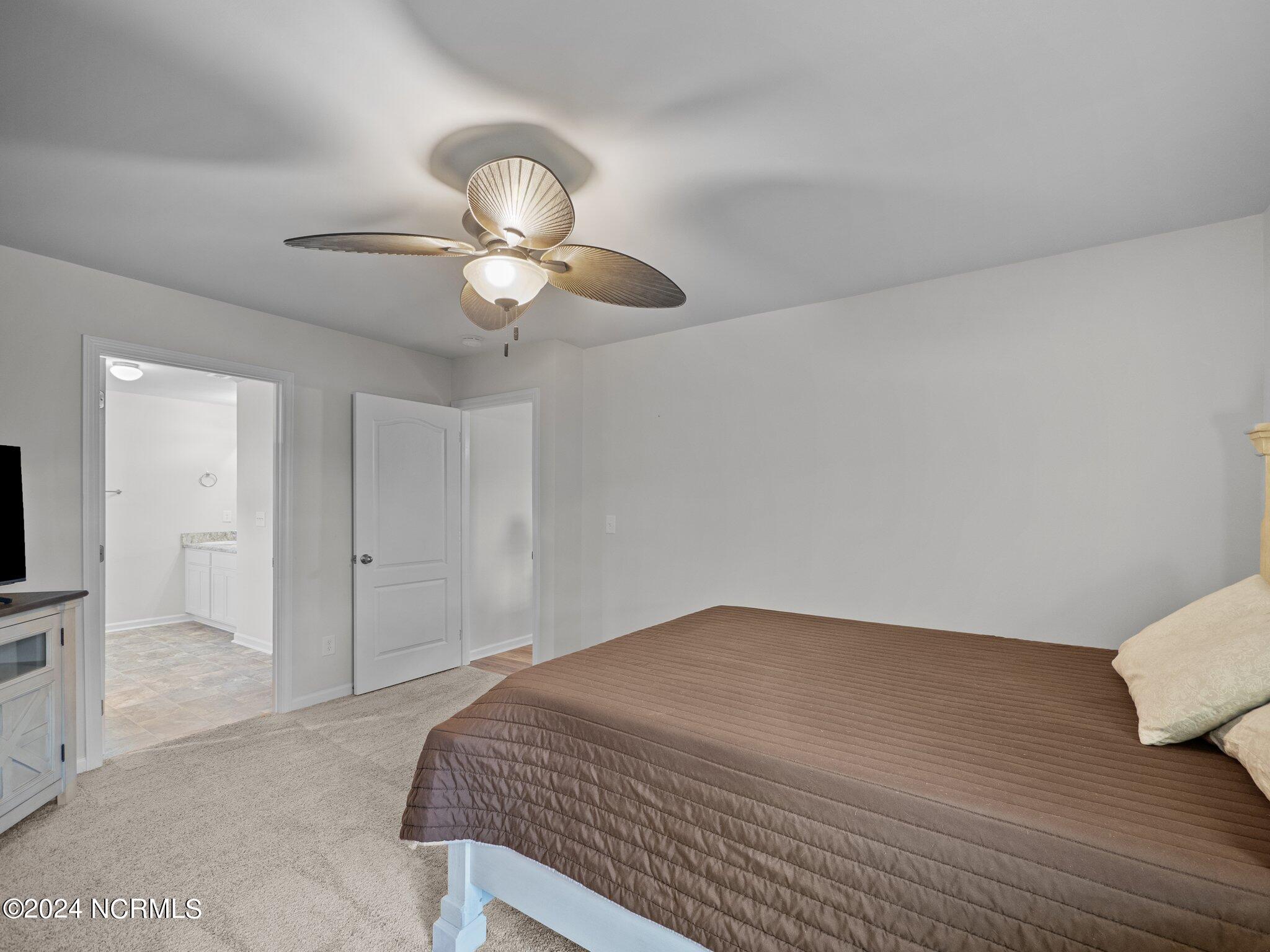 513 Ranchers Lane Jacksonville, NC 28546 - Photo 36 of 48 46-web-or-mls-P5240193
