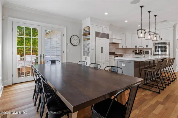 $4,790,000 | 14 Bradbury Place, Riverside, CT 06878