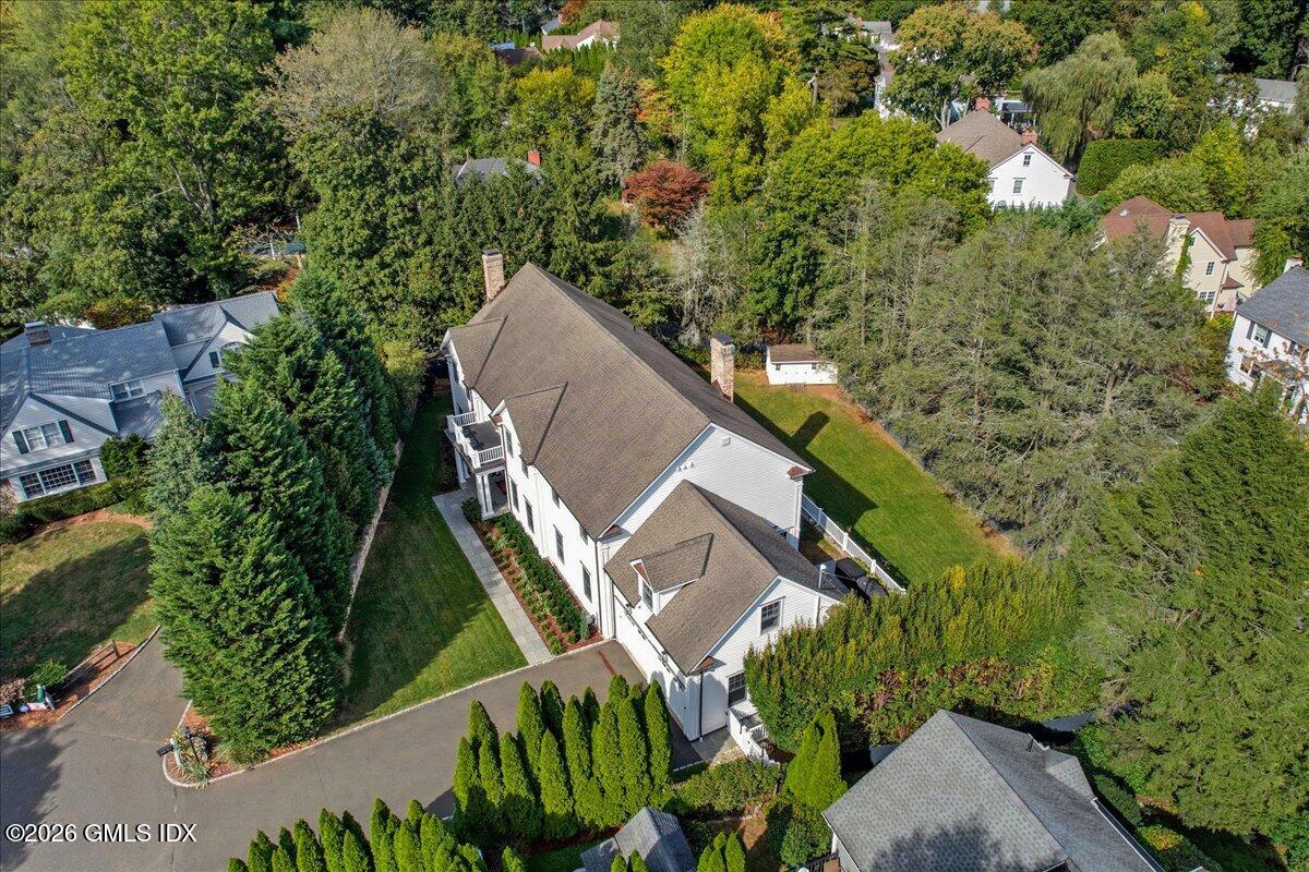 14 Bradbury Place Riverside, CT 06878 - Photo 3 of 69 060-DJI_0485a