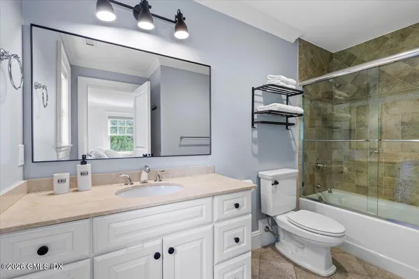 $4,790,000 | 14 Bradbury Place, Riverside, CT 06878