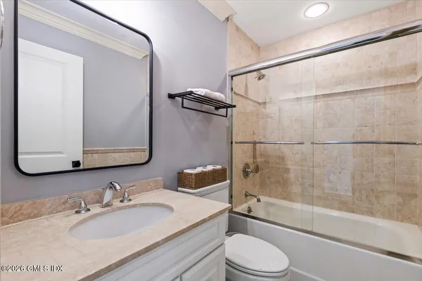 $4,790,000 | 14 Bradbury Place, Riverside, CT 06878