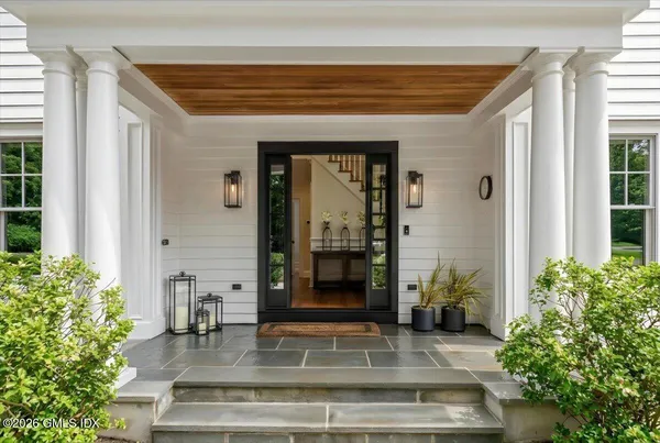 $4,790,000 | 14 Bradbury Place, Riverside, CT 06878