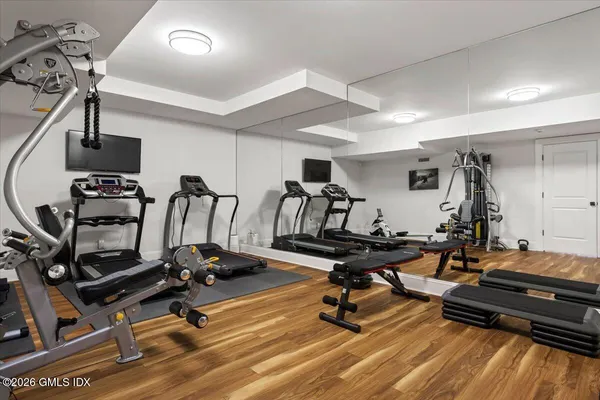 $4,790,000 | 14 Bradbury Place, Riverside, CT 06878