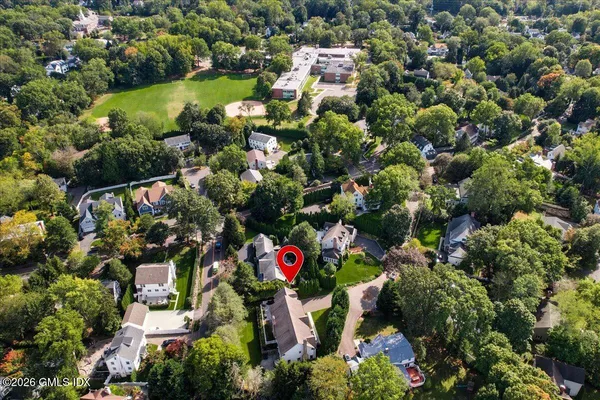 $4,790,000 | 14 Bradbury Place, Riverside, CT 06878