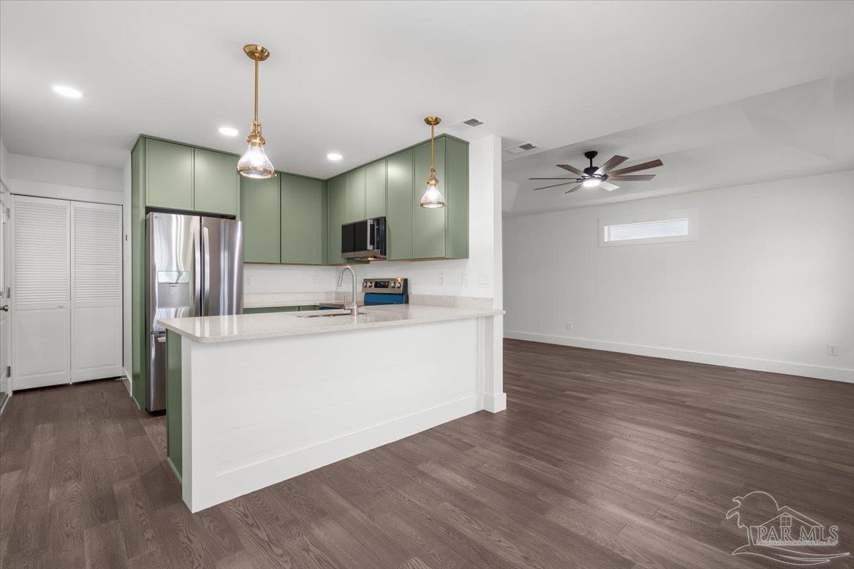 5391 Arrowhead Road Pensacola, FL 32507 - Photo 8 of 42