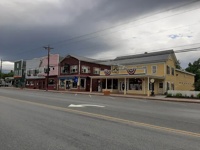 $89,900 | 158 Fox Hill Lane, Conway, NH 03813