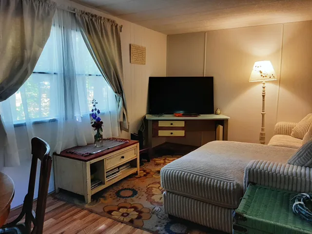 $89,900 | 158 Fox Hill Lane, Conway, NH 03813