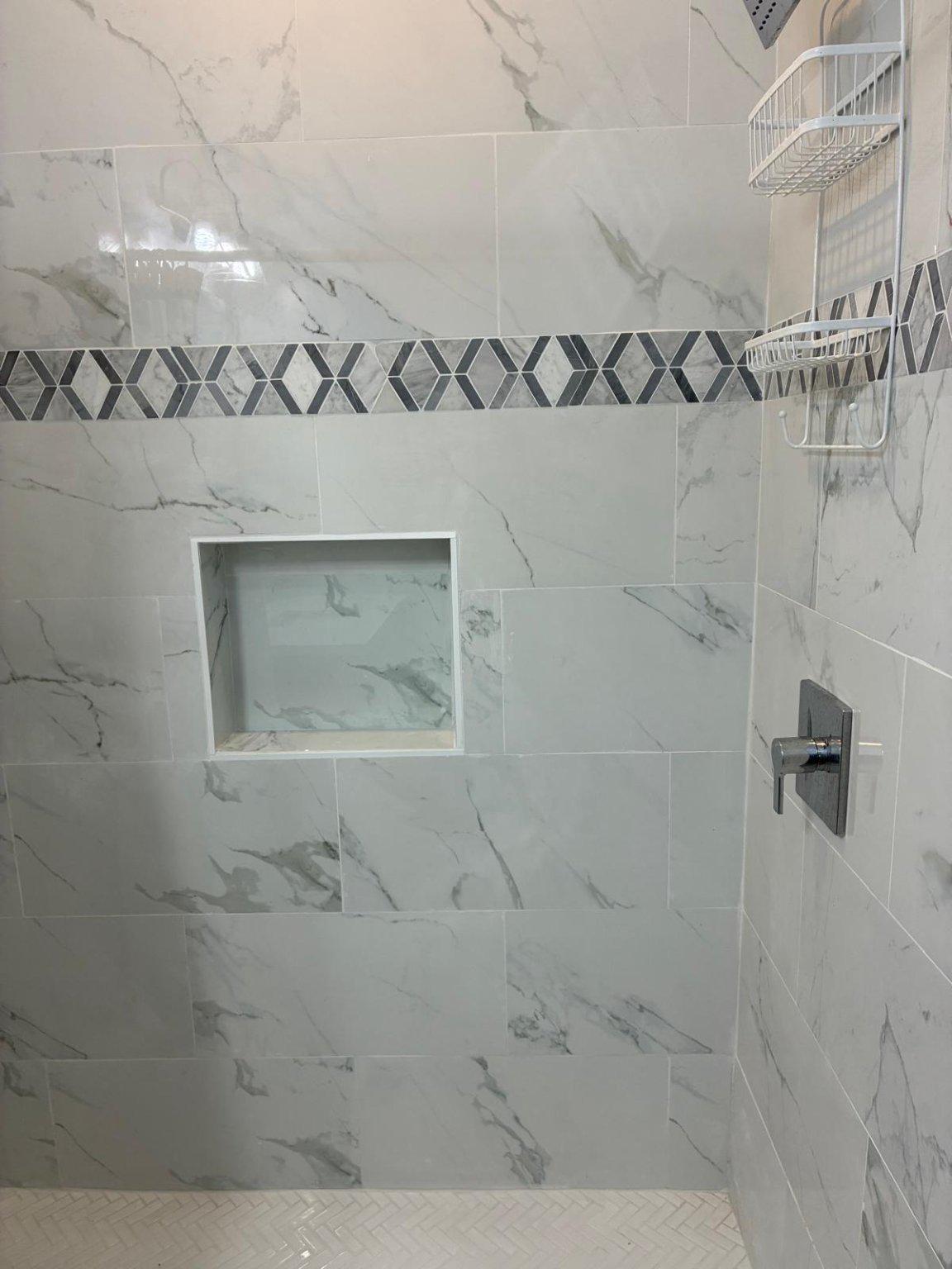 1700 Federal Street Baltimore, MD 21213 - Photo 22 of 41 Hall bathroom