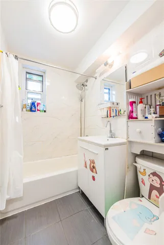 $359,000 | 35-31 205th Street, Unit 300 | Auburndale