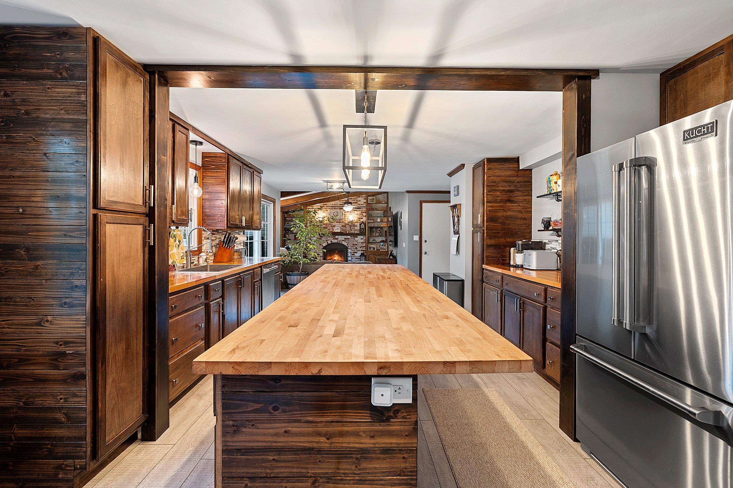 404 Stonehedge Road Green Bay, WI 54302 - Photo 13 of 62