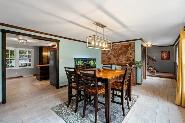 $499,900 | 404 Stonehedge Road, Green Bay, WI 54302