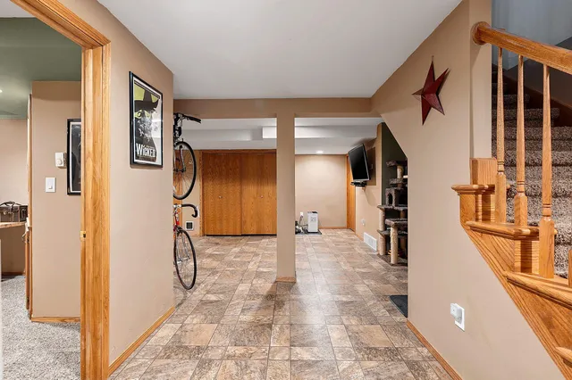 $499,900 | 404 Stonehedge Road, Green Bay, WI 54302