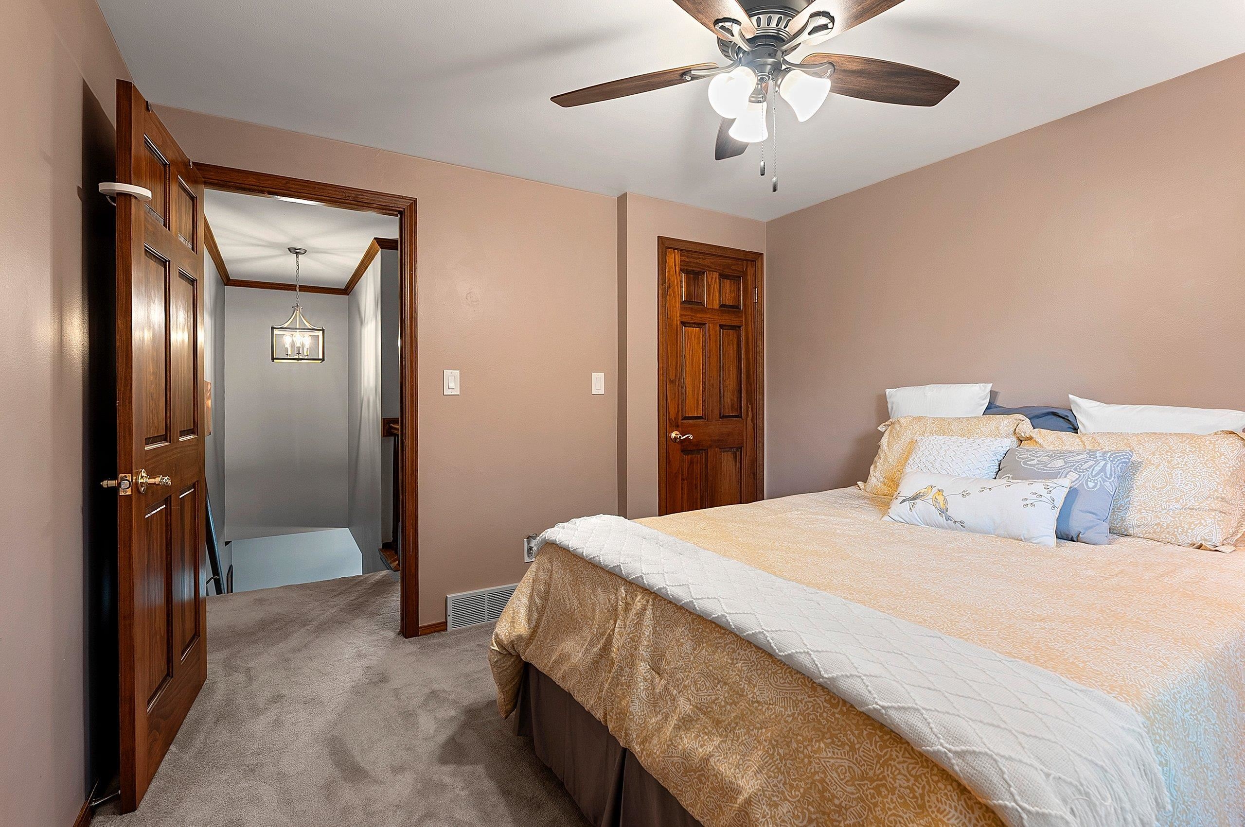 404 Stonehedge Road Green Bay, WI 54302 - Photo 33 of 62