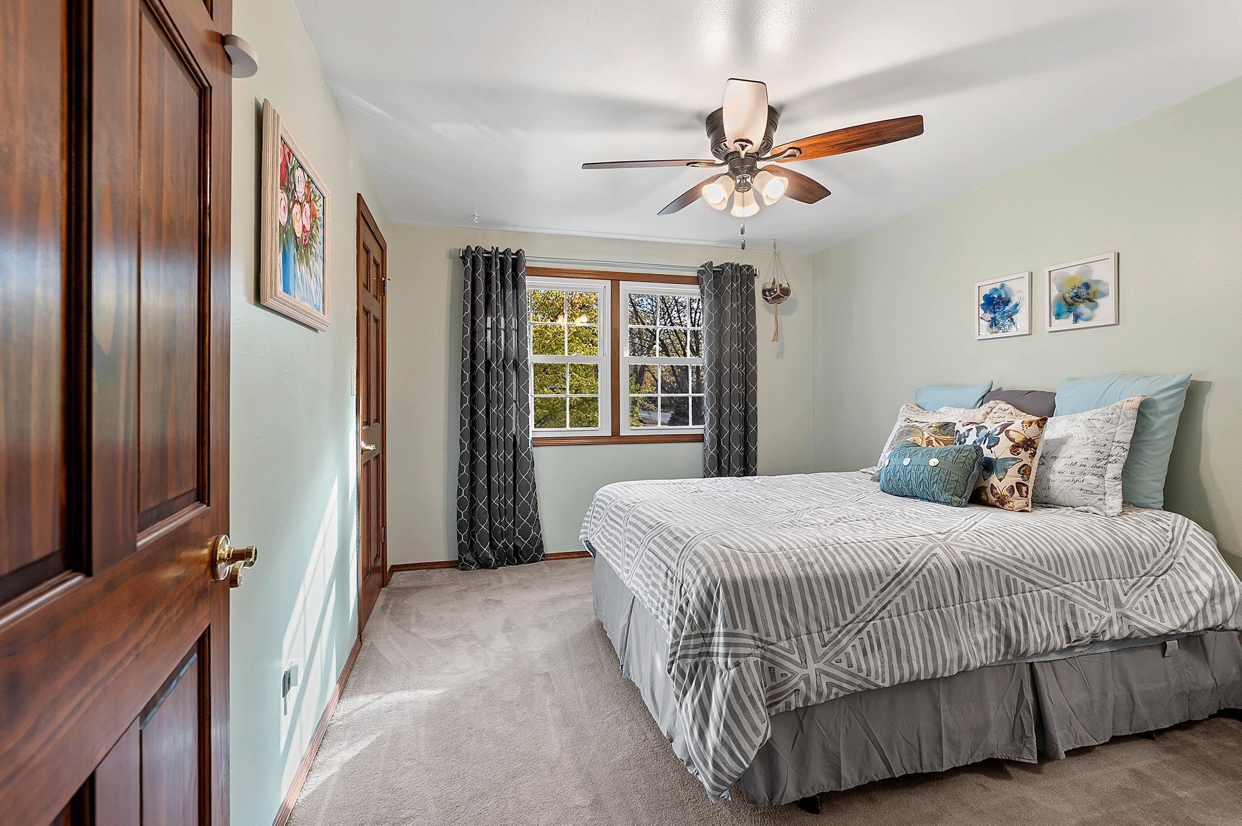 404 Stonehedge Road Green Bay, WI 54302 - Photo 34 of 62