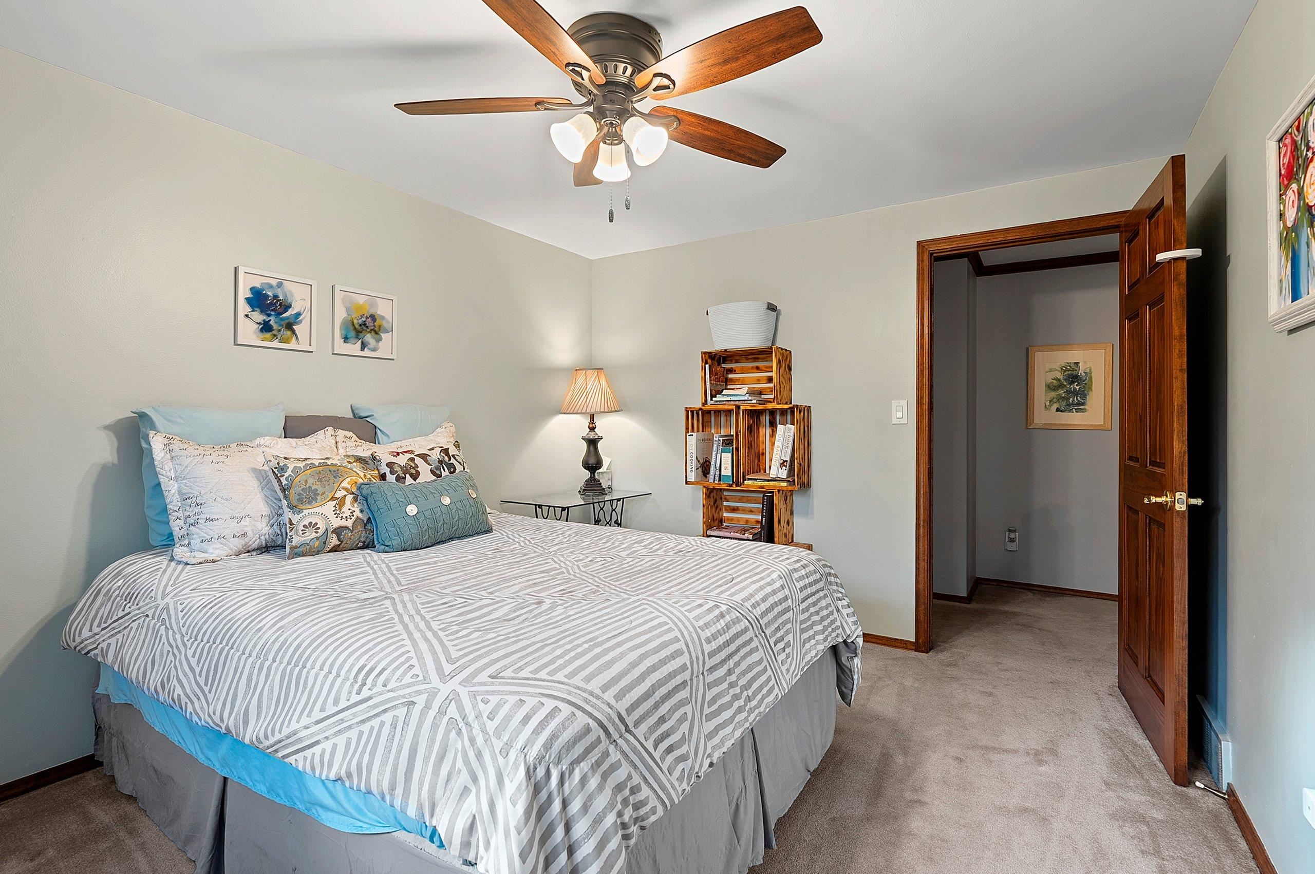 404 Stonehedge Road Green Bay, WI 54302 - Photo 35 of 62