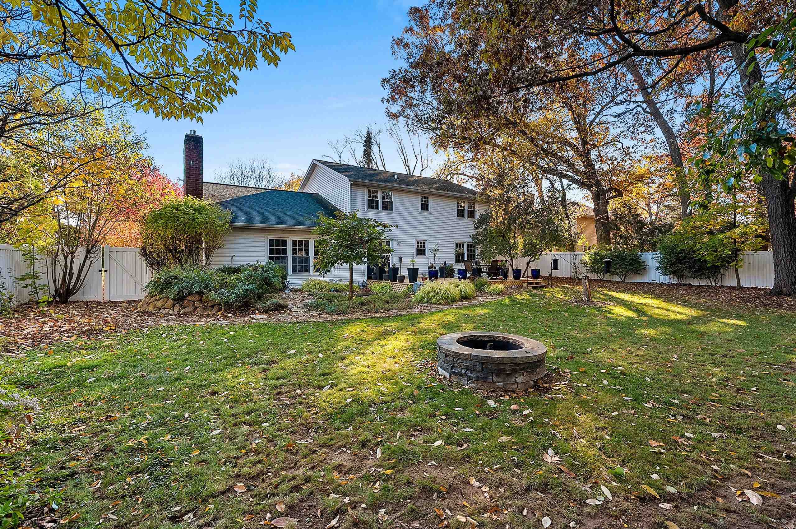 404 Stonehedge Road Green Bay, WI 54302 - Photo 50 of 62