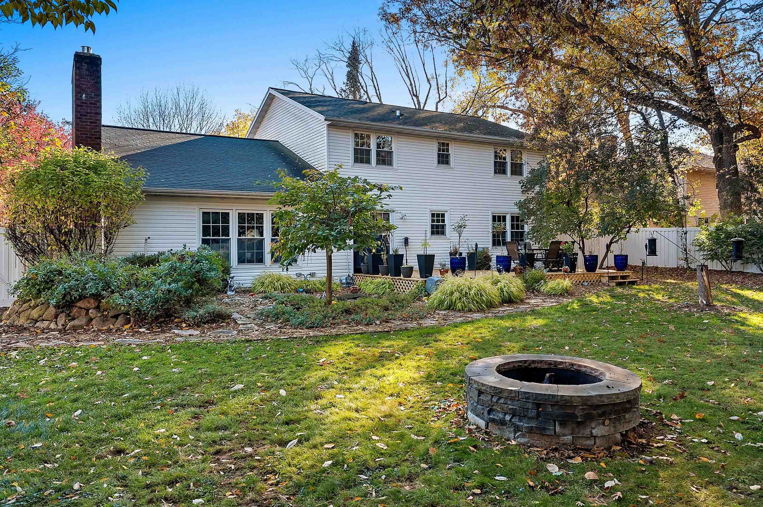 404 Stonehedge Road Green Bay, WI 54302 - Photo 51 of 62