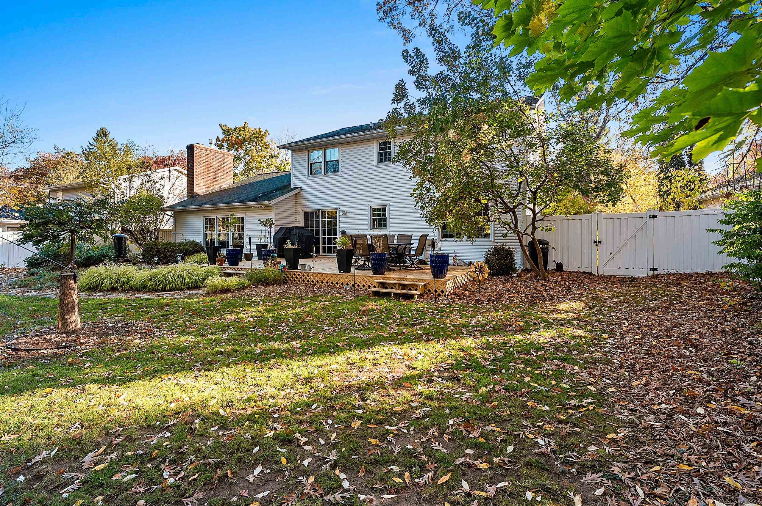 404 Stonehedge Road Green Bay, WI 54302 - Photo 54 of 62