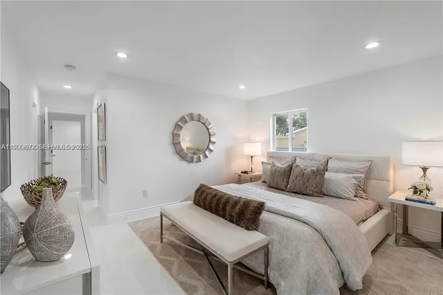 $8,500 | 224 East Acre Drive, Plantation, FL 33317